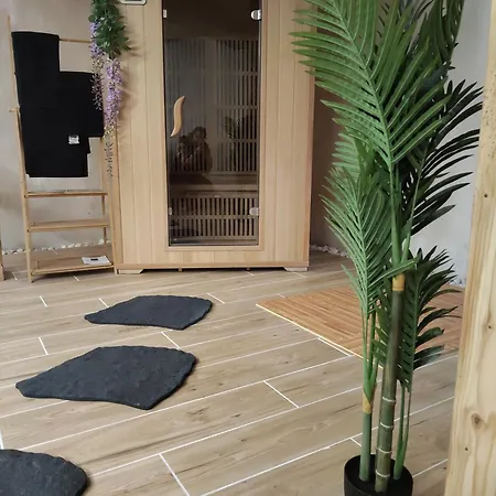 Maison De Village Lägenhet Renaison