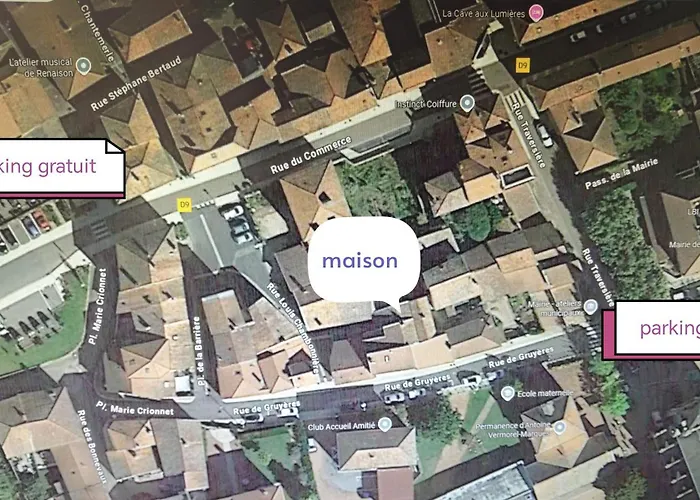 Maison De Village * Renaison
